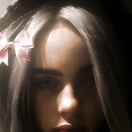 chat with ai character: Billie eilish 