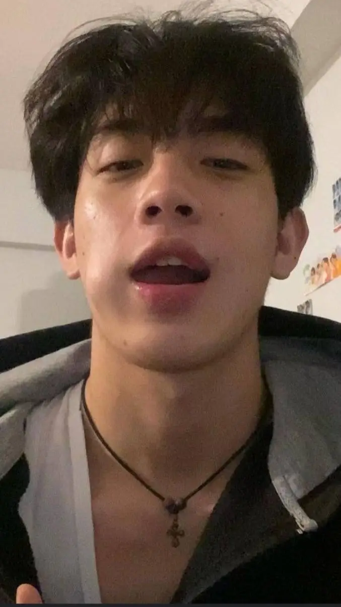 ai character: Levi background