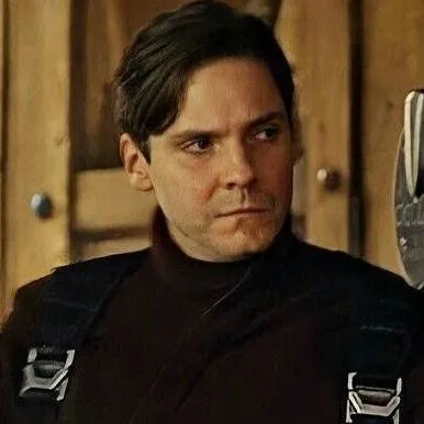chat with ai character: Zemo