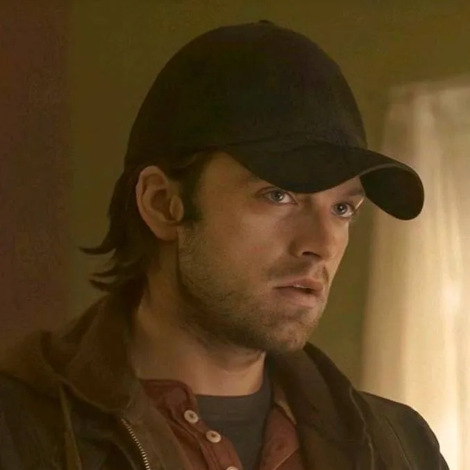 chat with ai character: Bucky barnes
