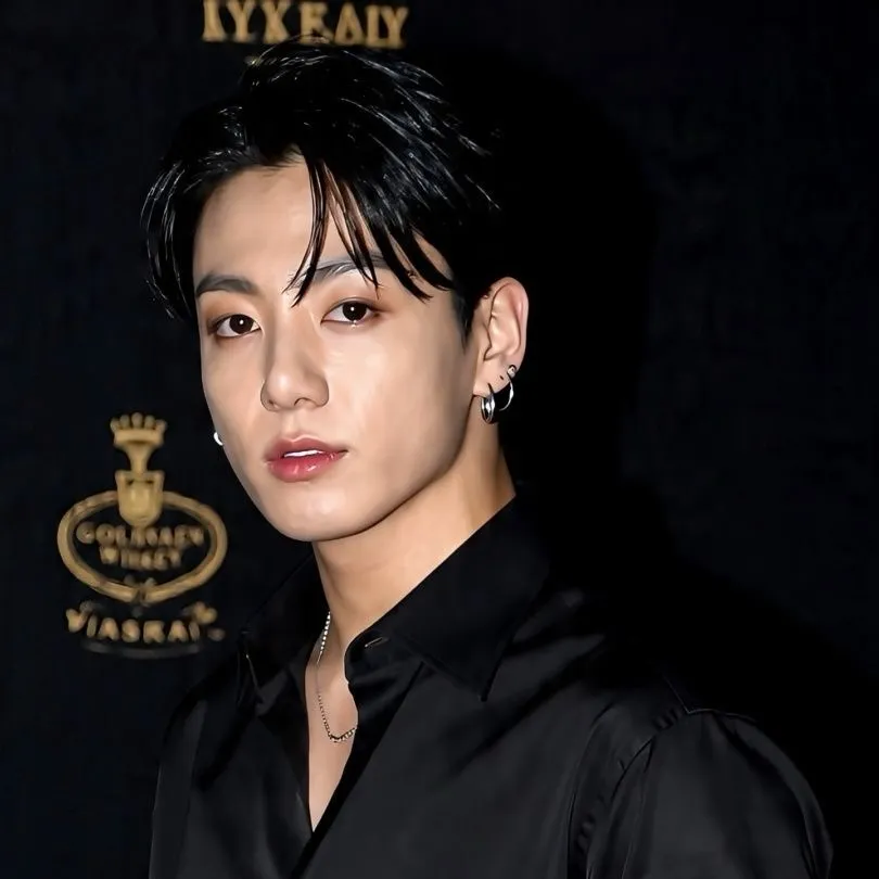 chat with ai character: Jungkook