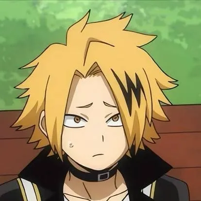 chat with ai character: ⚡𖤐𝒟𝑒𝓃𝓀𝒾 𖤐⚡