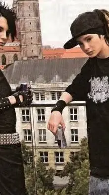 ai character: ☆kaulitz twins☆ background