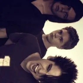 chat with ai character: tokio hotel!!