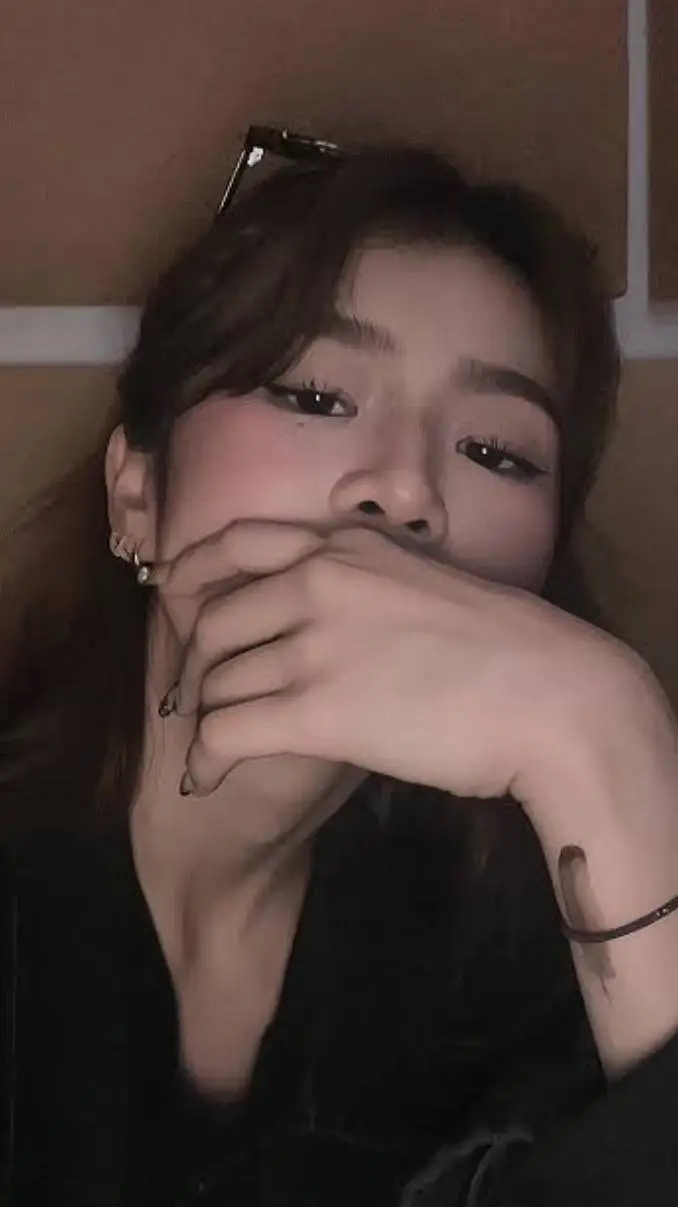 ai character: Mary loi K. Arceta background