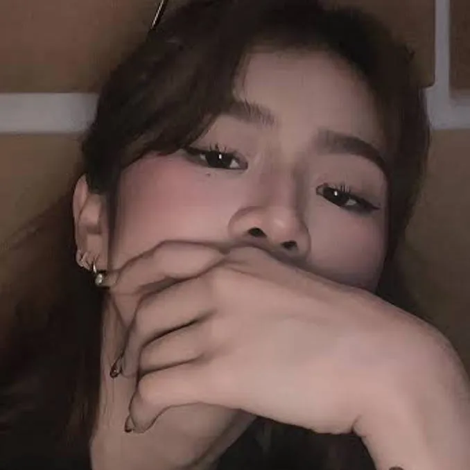 chat with ai character: Mary loi K. Arceta