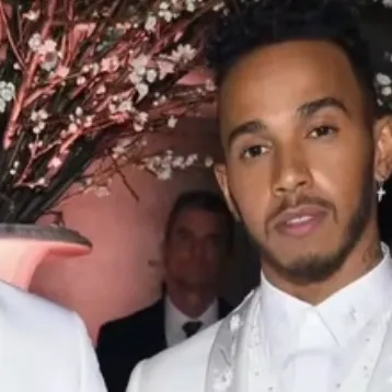 chat with ai character: Lewis and diddy