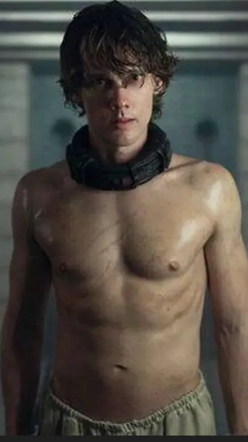 ai character: Tyler  background