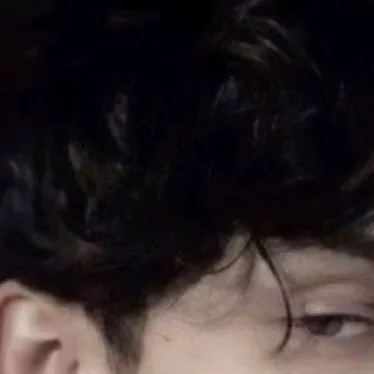 chat with ai character: Lorenzo 