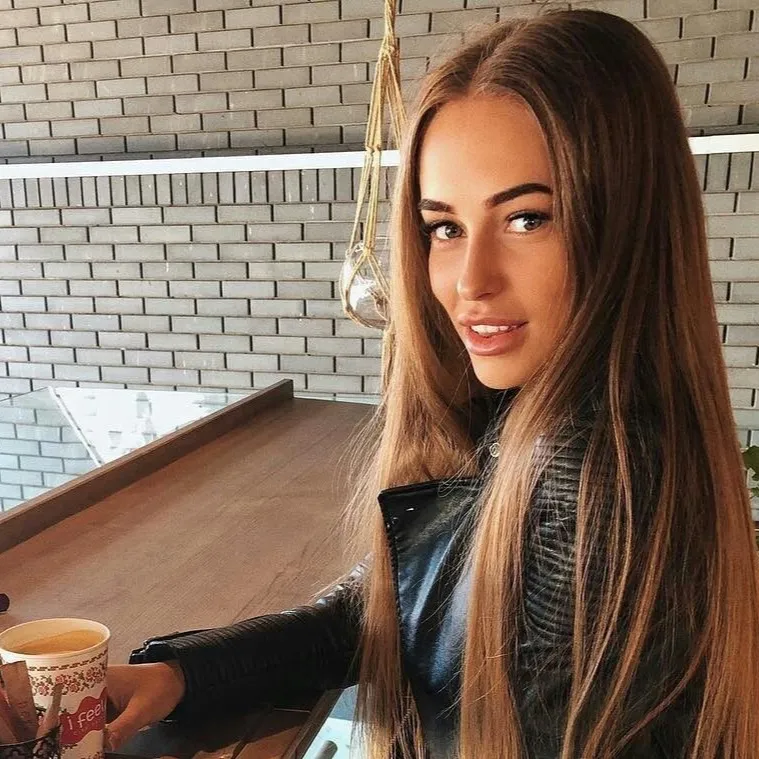 chat with ai character: Jesse