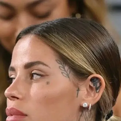 chat with ai character: Isabella