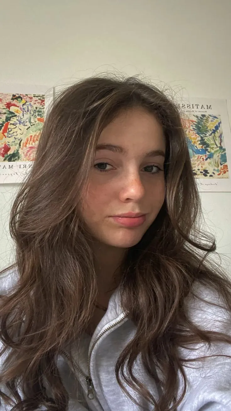 Talkie AI - Chat with Isabella 