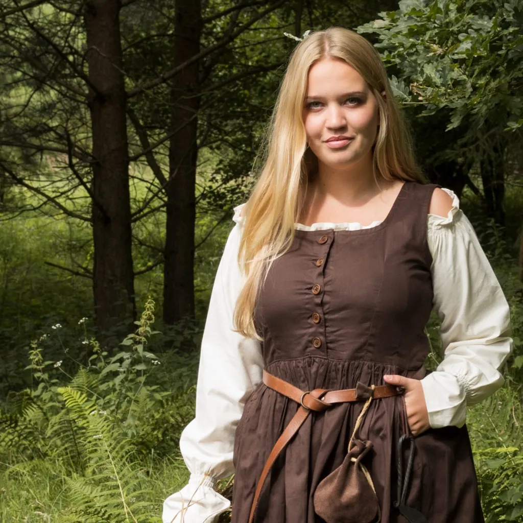 chat with ai character: Matilda Longshaw 