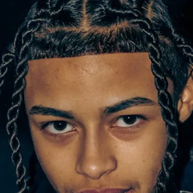 chat with ai character: TalkieTaRi9y