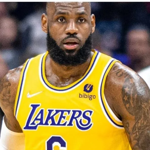 chat with ai character: LeBron James 