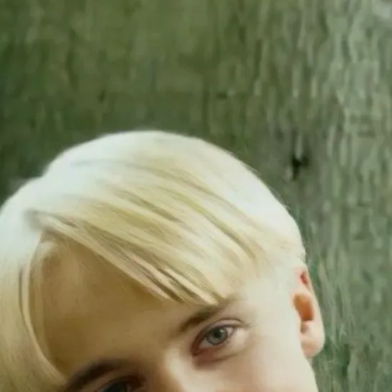 chat with ai character: Draco Malfoy