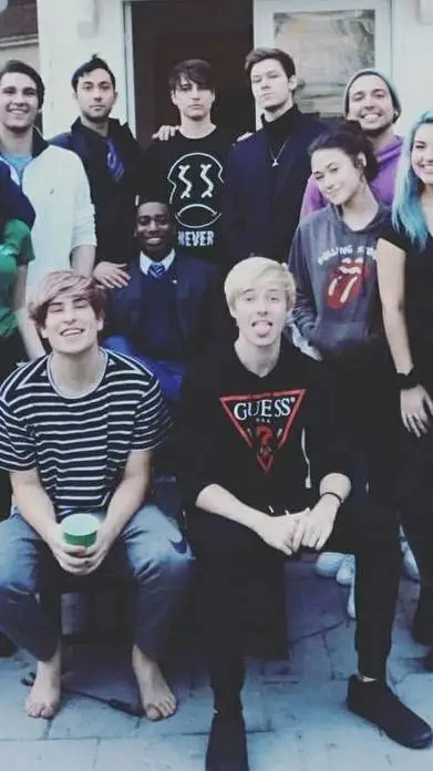 ai character: The friend group  background