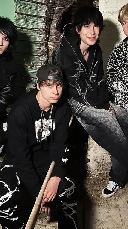 ai character: Ghost hunting  background