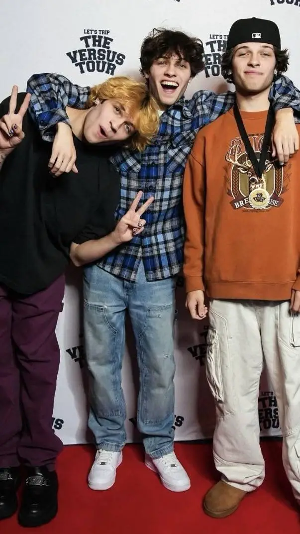 ai character: SNC group  background