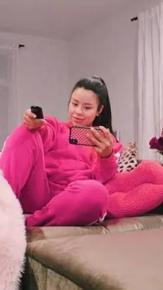 ai character: Cierra  background