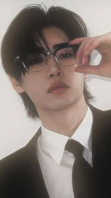 ai character: 𝐬𝐮𝐧𝐠𝐡𝐨𝐨𝐧 background