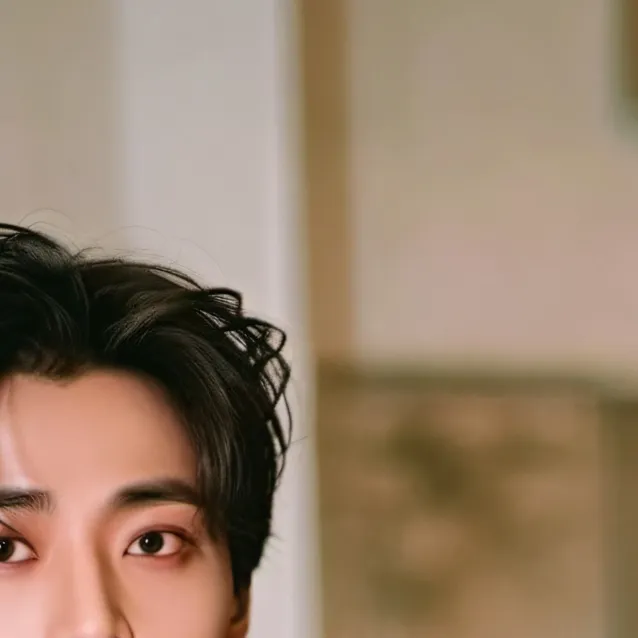 chat with ai character: Han Jisung <3