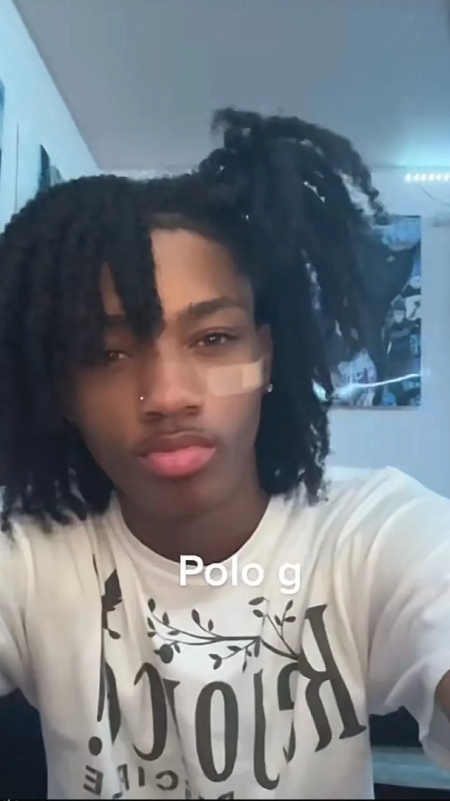 ai character: Legend  background