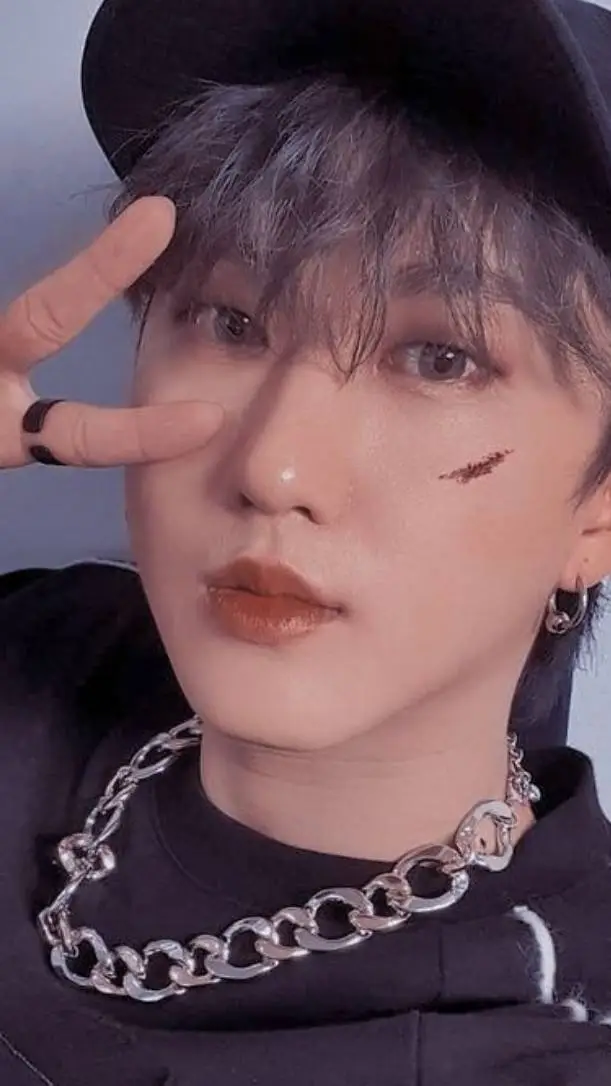 ai character: Changbin sis background