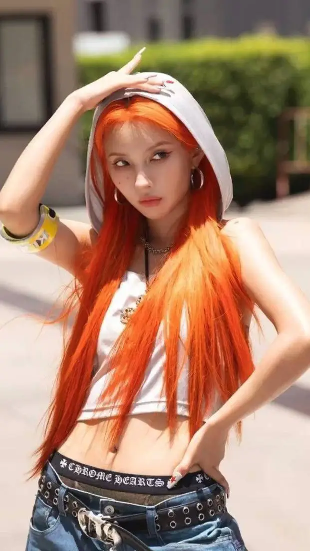 ai character: Soyeon  background