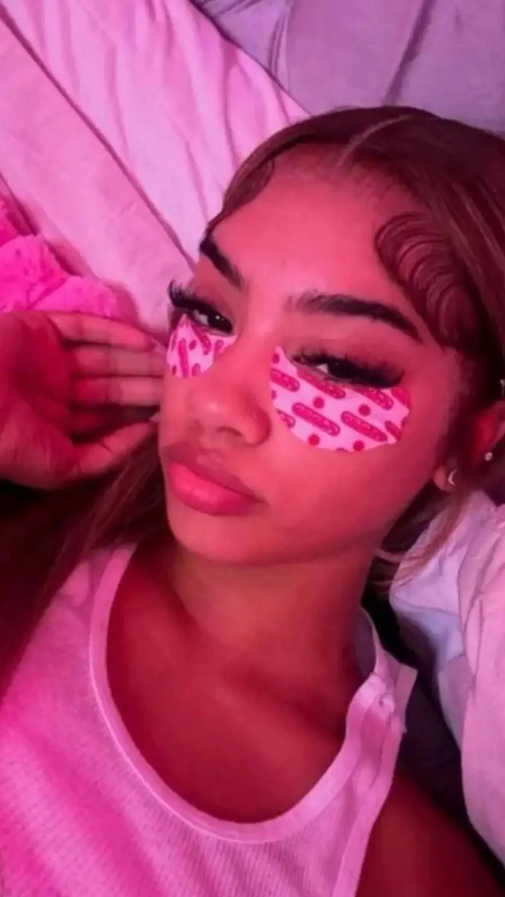 ai character: Leah Sanchez  background