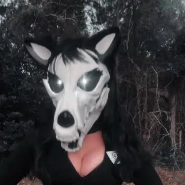 chat with ai character: you’re gf