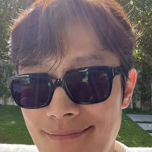 chat with ai character: Lee byung hun