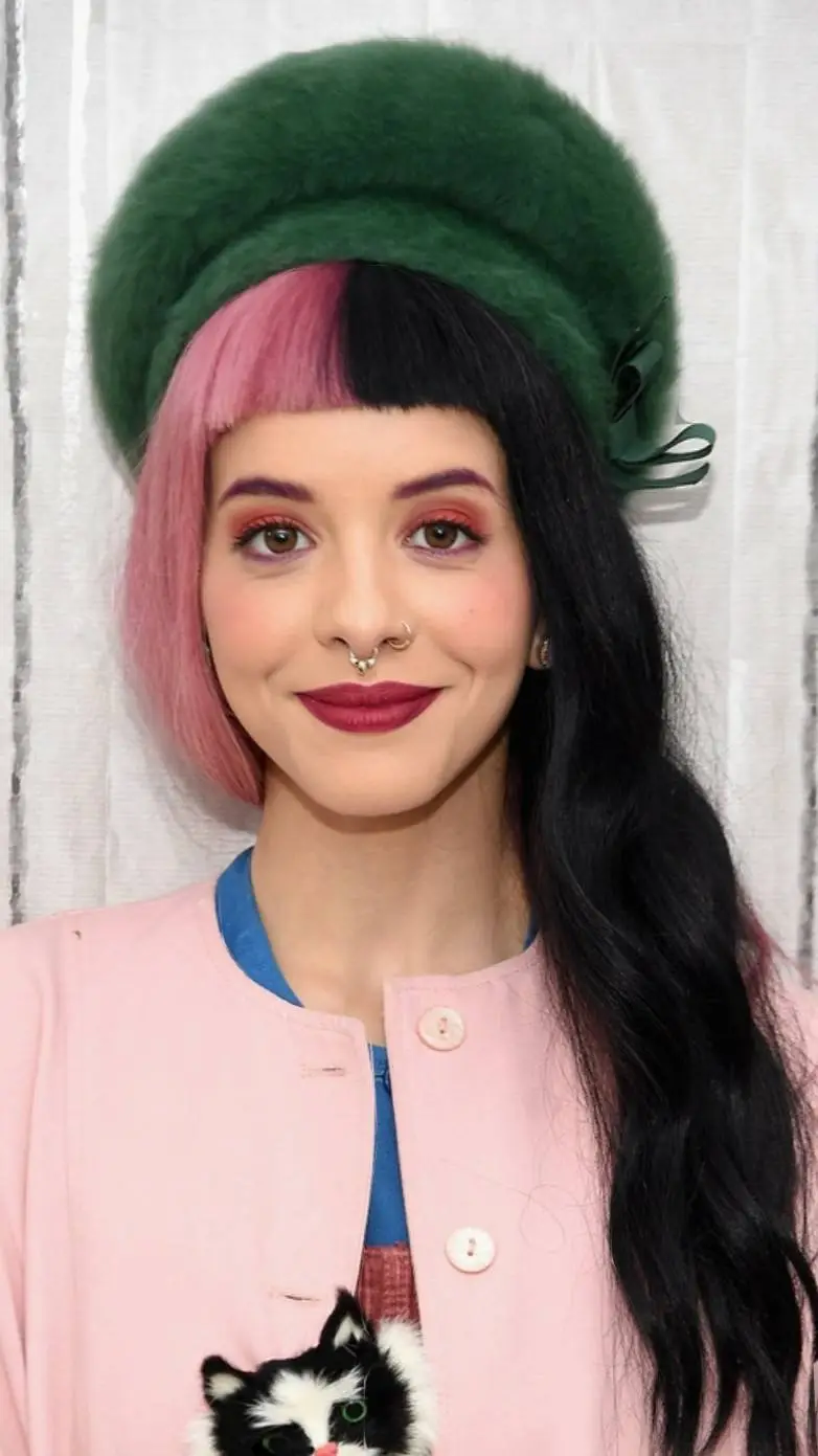 ai character: Melanie martinez  background