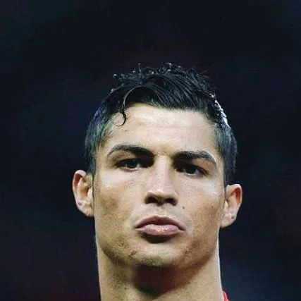 chat with ai character: Ronaldo 2008