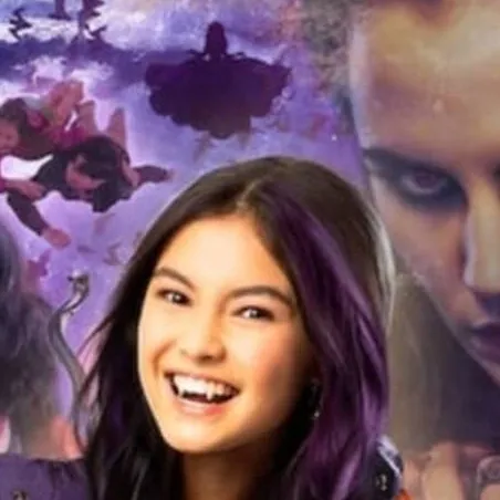 chat with ai character: carmela upír