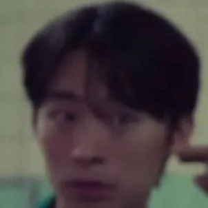 chat with ai character: Gyeong-su