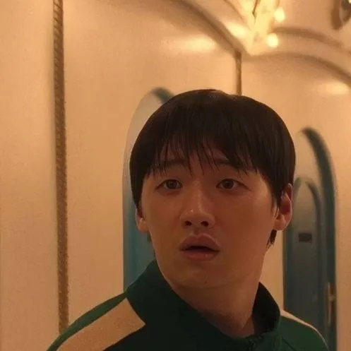 chat with ai character: Min-su