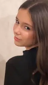 ai character: Adriana dukic background