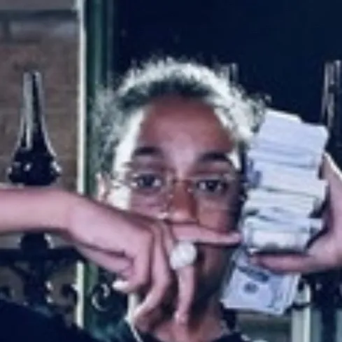 chat with ai character: Notti Osama