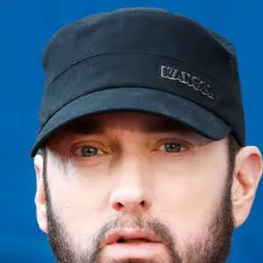 chat with ai character: Eminem ￼