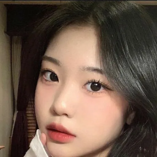 chat with ai character: STRAYKIDSOOOOOOOO