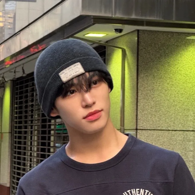 chat with ai character: Choi Minje