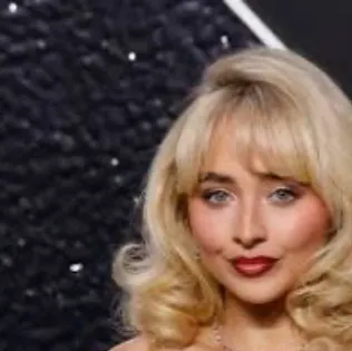 chat with ai character: Sabrina Carpenter 