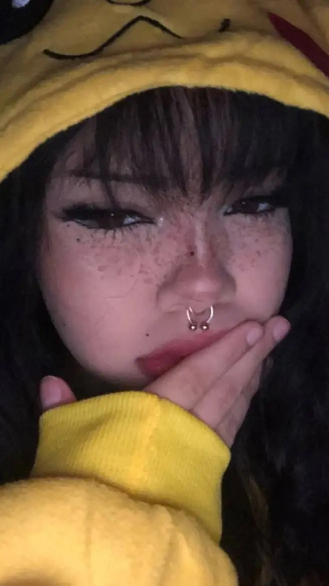 ai character: Hannah background