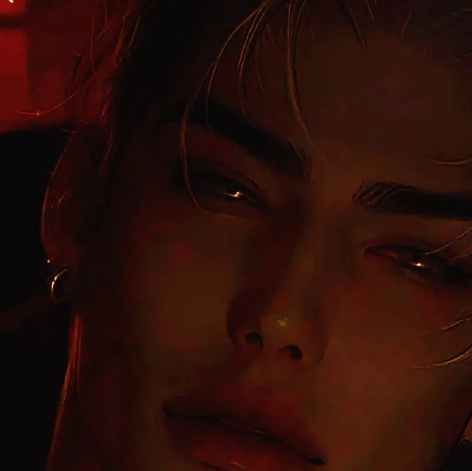 chat with ai character: 𝐿𝓊𝒸𝒾𝒶𝓃𝑜