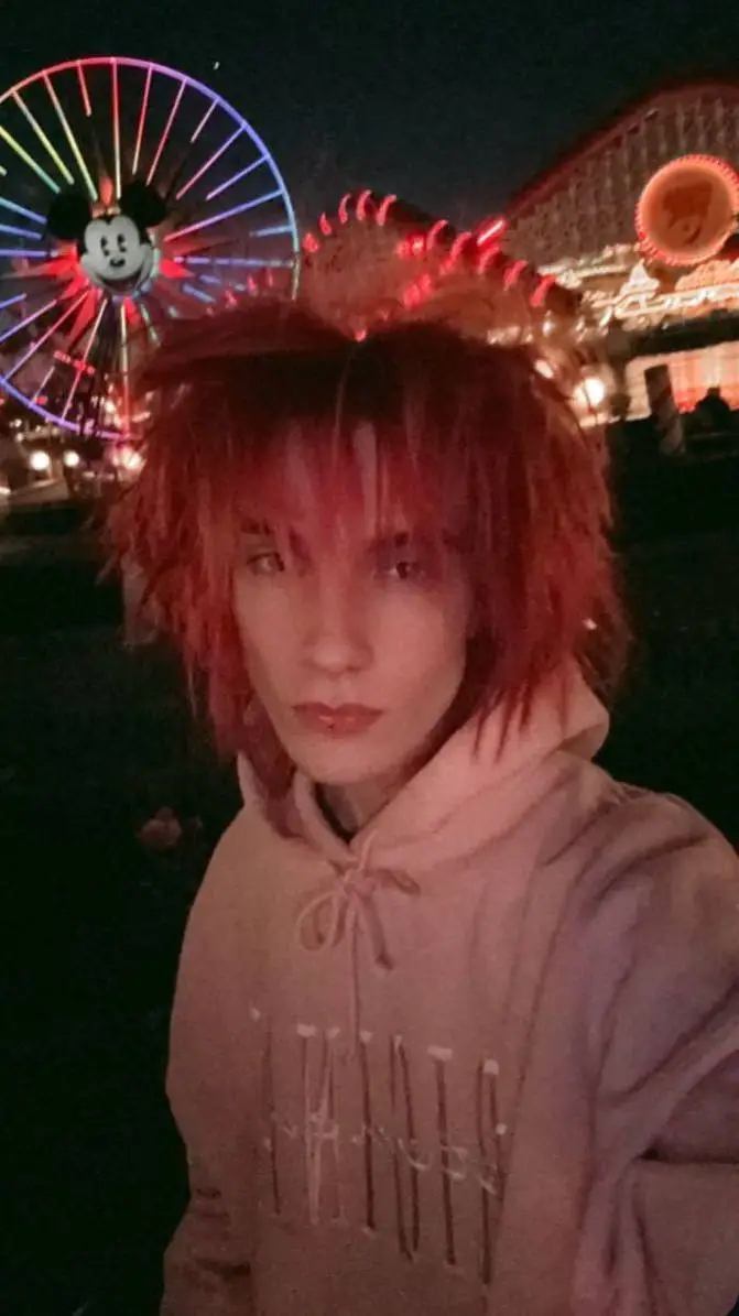 ai character: Asteria† background