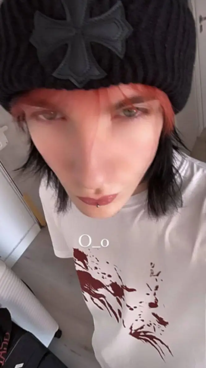 ai character: Asteria ❄️ background