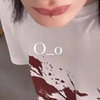 chat with ai character: Asteria ❄️