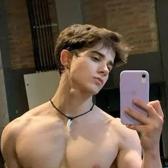 chat with ai character: Ivan 