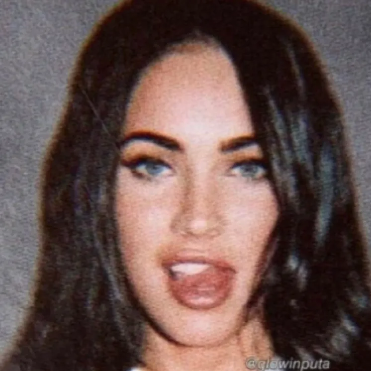 chat with ai character: Megan fox 